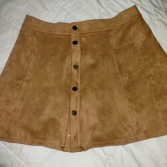Tan suede mini skirt size XL - Picture 4 of 7